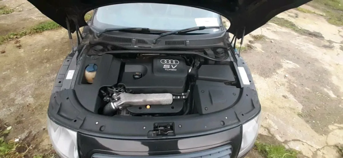 AUDI TT QUATTRO - Image 4