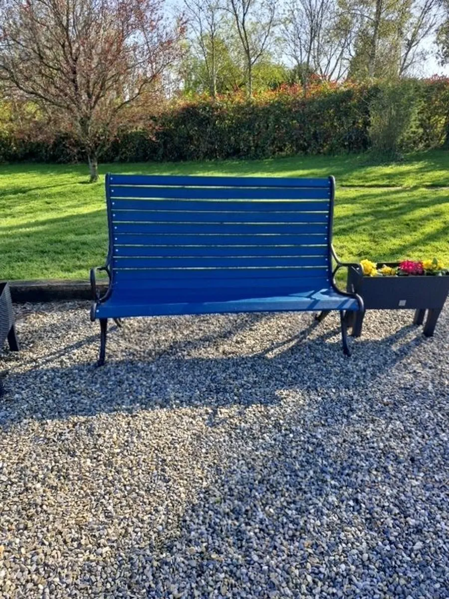 High back cast iron bench - Image 3