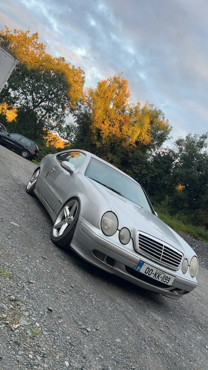 Mercedes clk 200  manual - Image 1