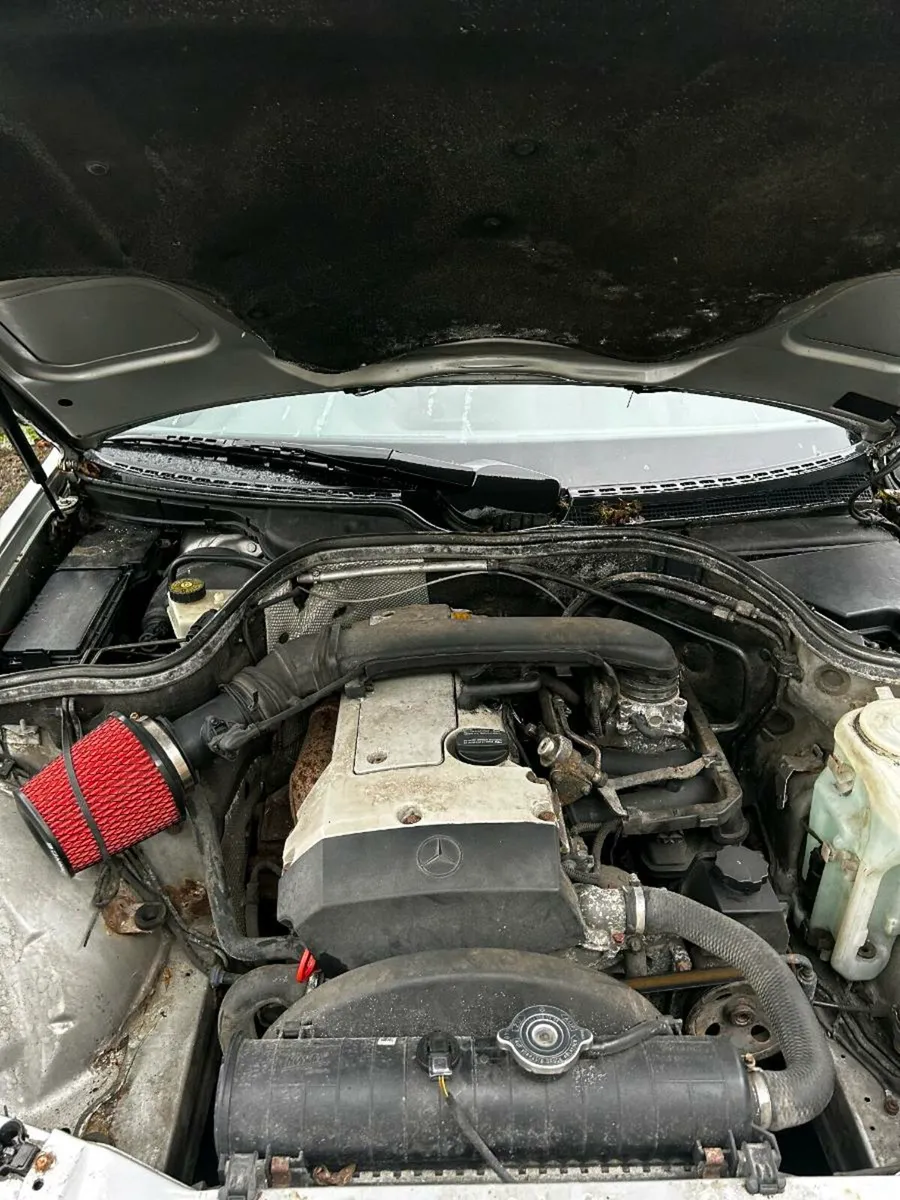 Mercedes clk 200  manual - Image 4