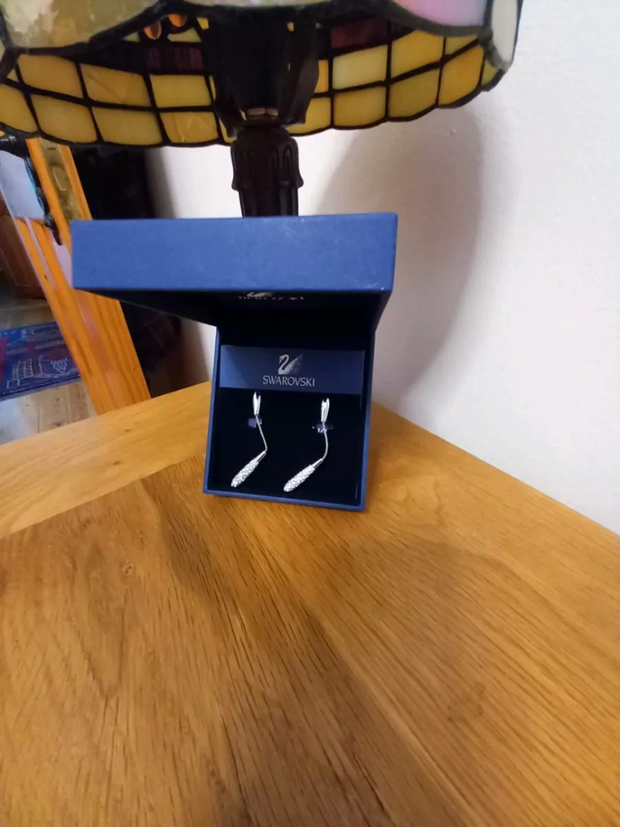 Swarovski earings - Image 2