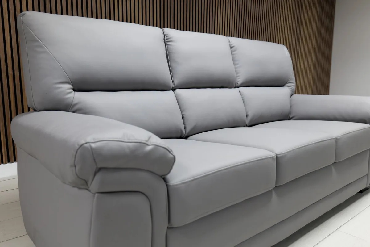 Gretal 3+2 Light Grey Leather Sofa Set - Image 3