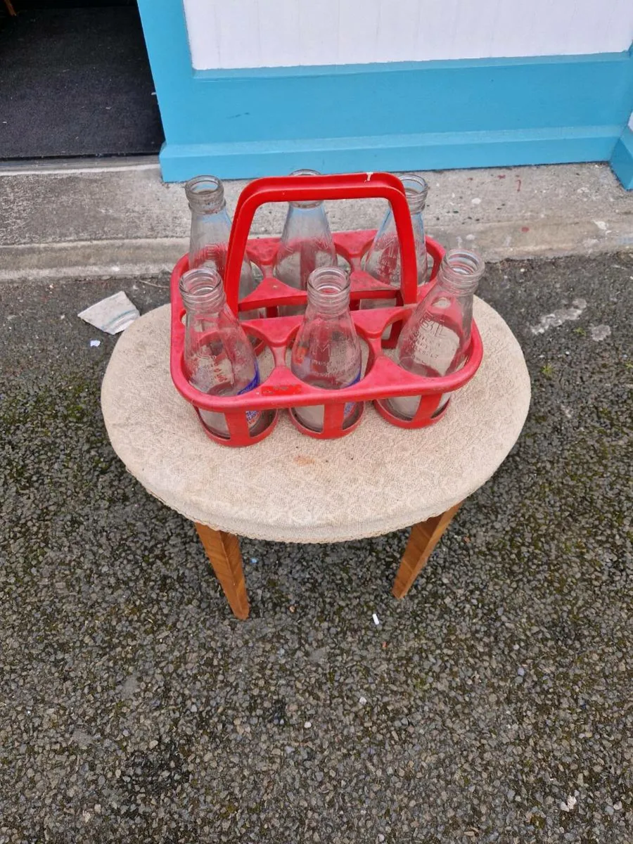 Vintage Milk Bottle Holder - Image 1