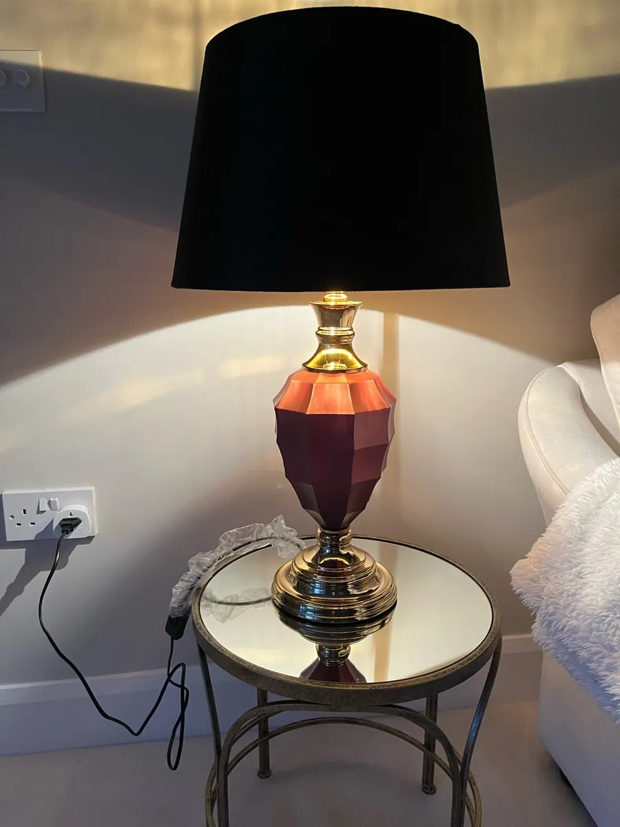 Lamps with shades - Image 2