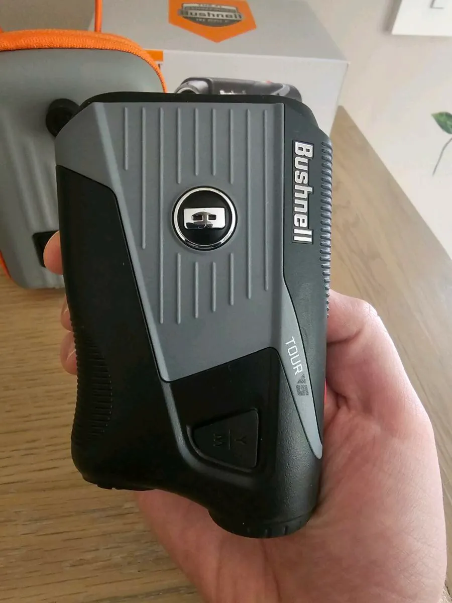 Bushnell Tour V5 Rangefinder - Image 4