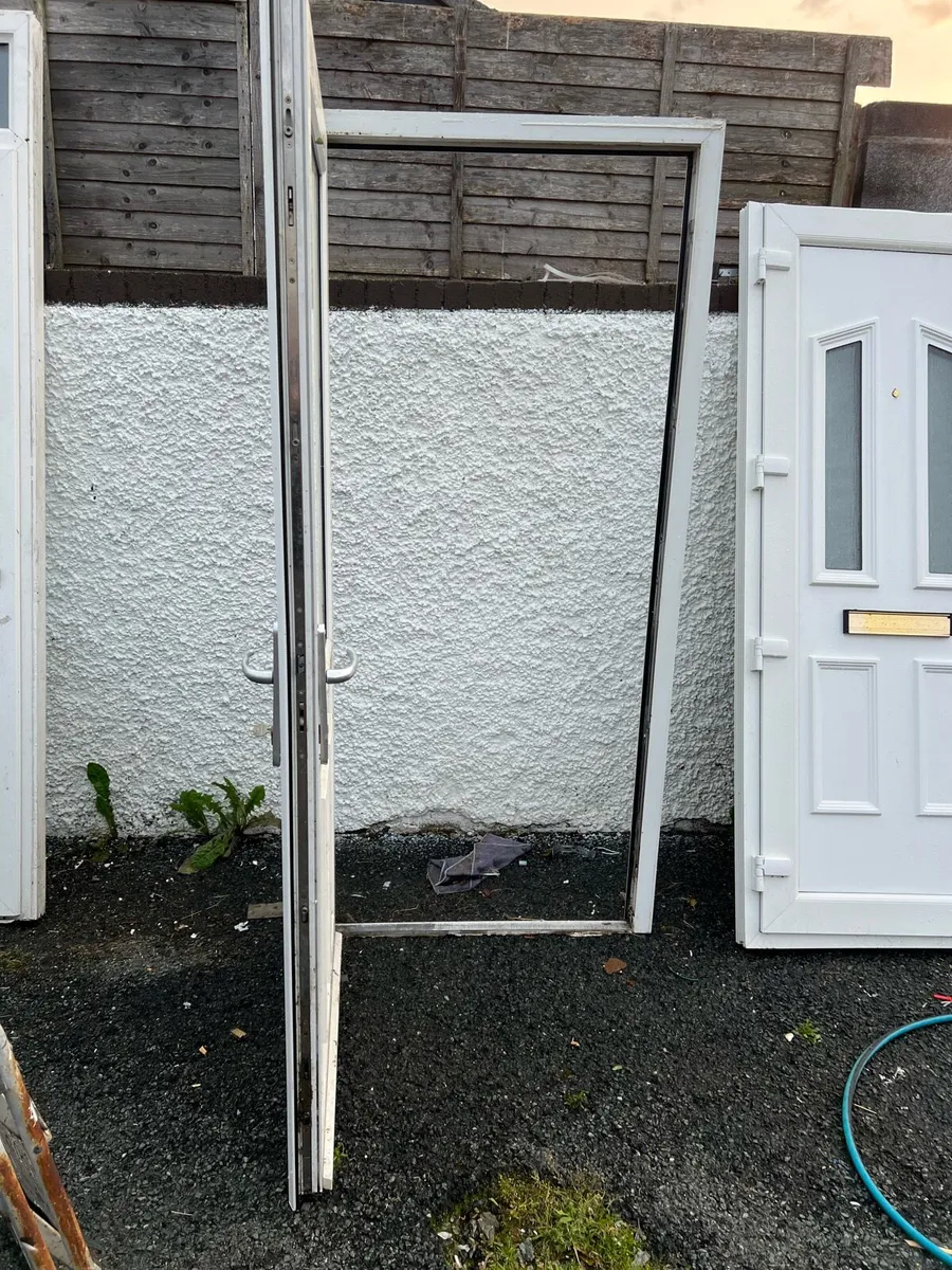 Pvc, Back door - Image 4