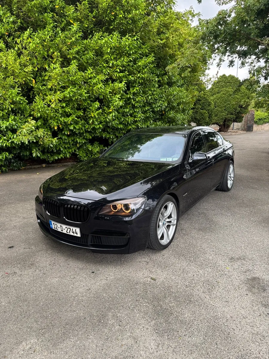 Car - Image 1