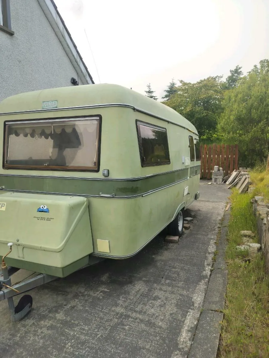 Vintage caravan - Image 2