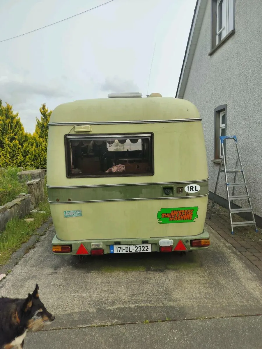 Vintage caravan - Image 3