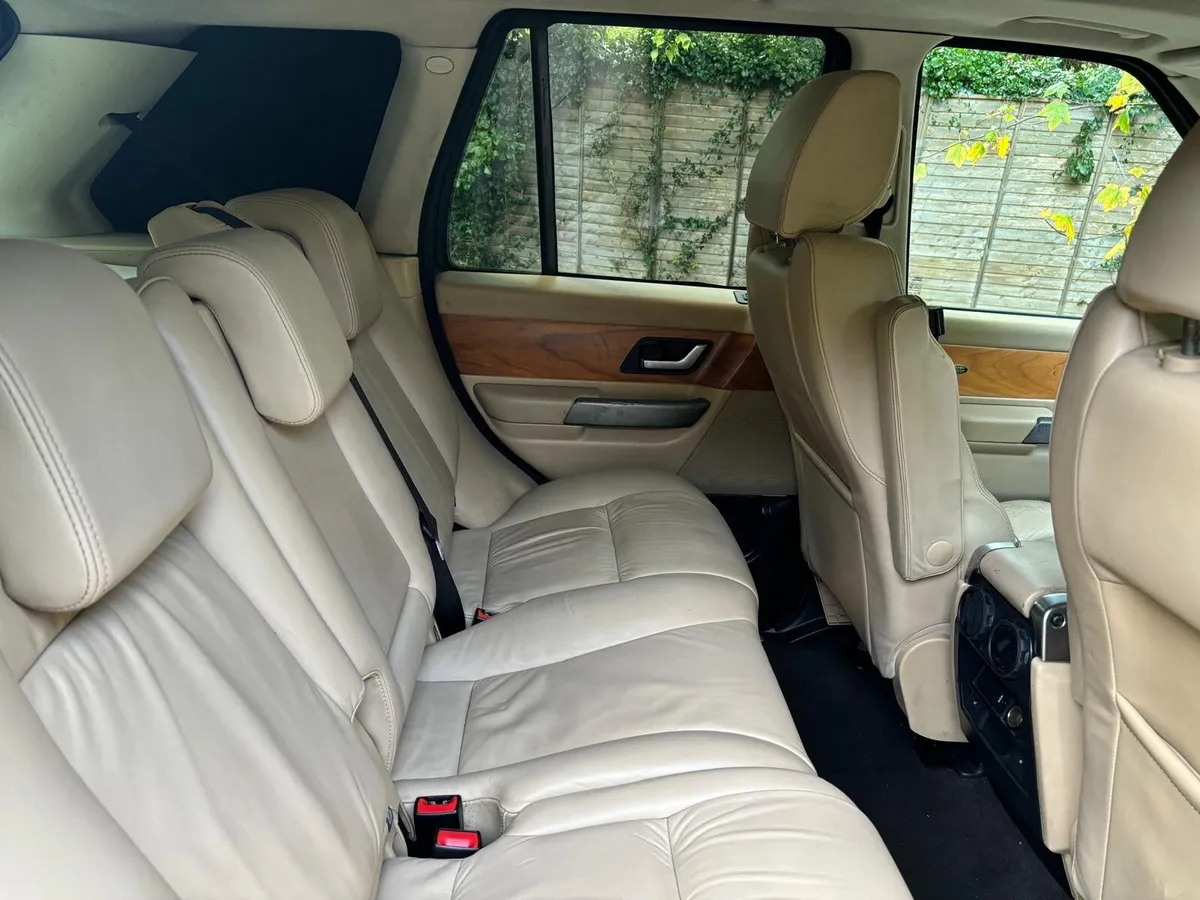 Land Rover Range Rover Sport 2009 - Image 2
