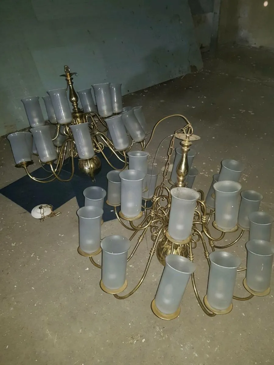 Large brass chandeliers pair - Image 2