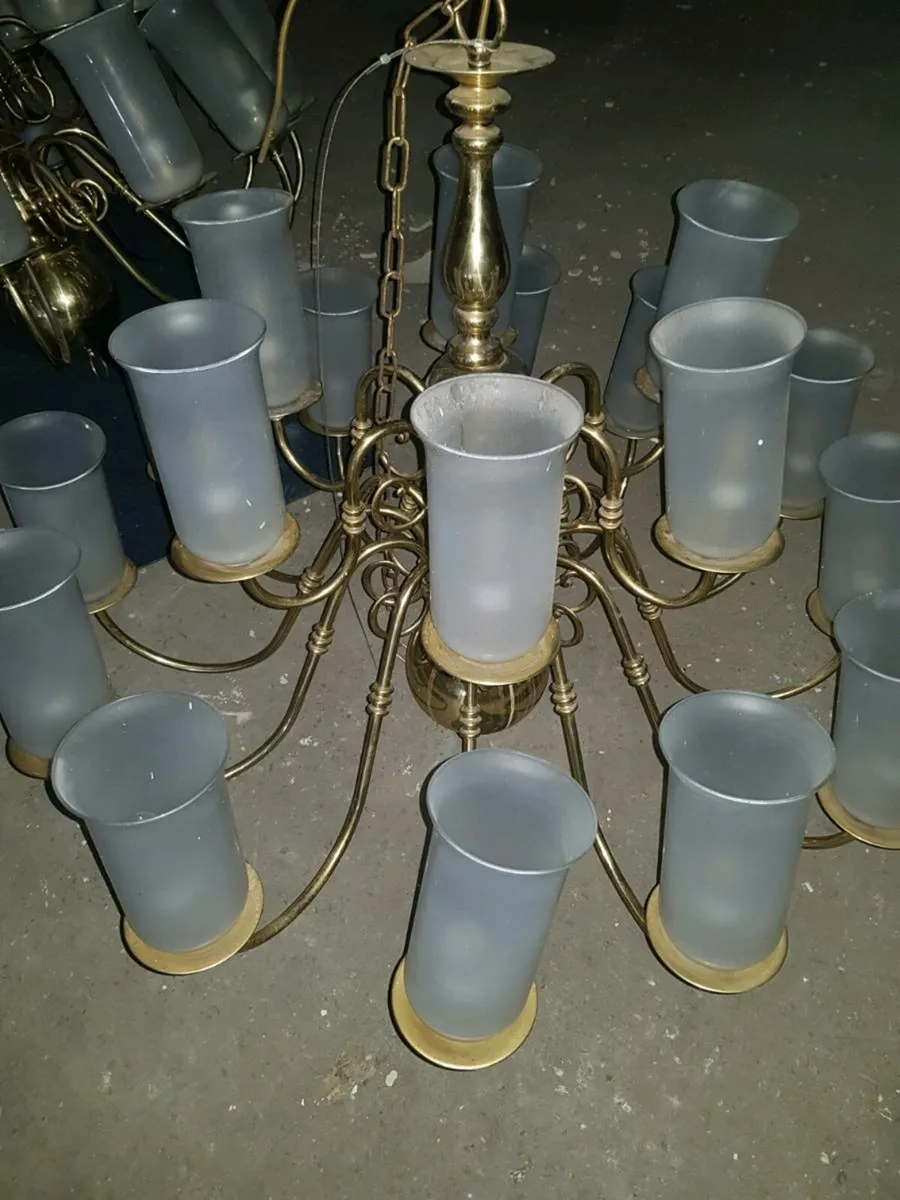 Large brass chandeliers pair - Image 3