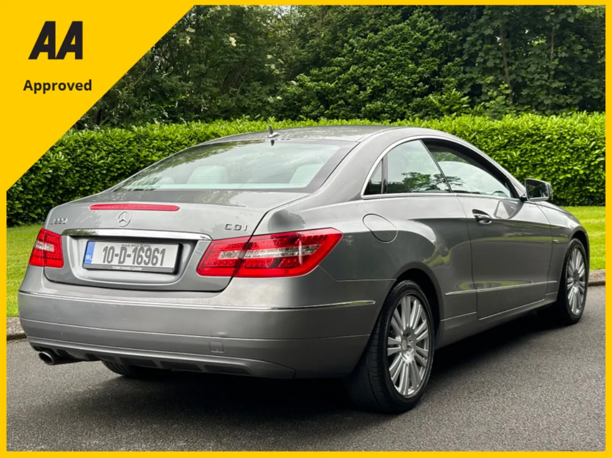 Mercedes-Benz E220 2DR COUPE 2010 *LOW KLMS* - Image 3