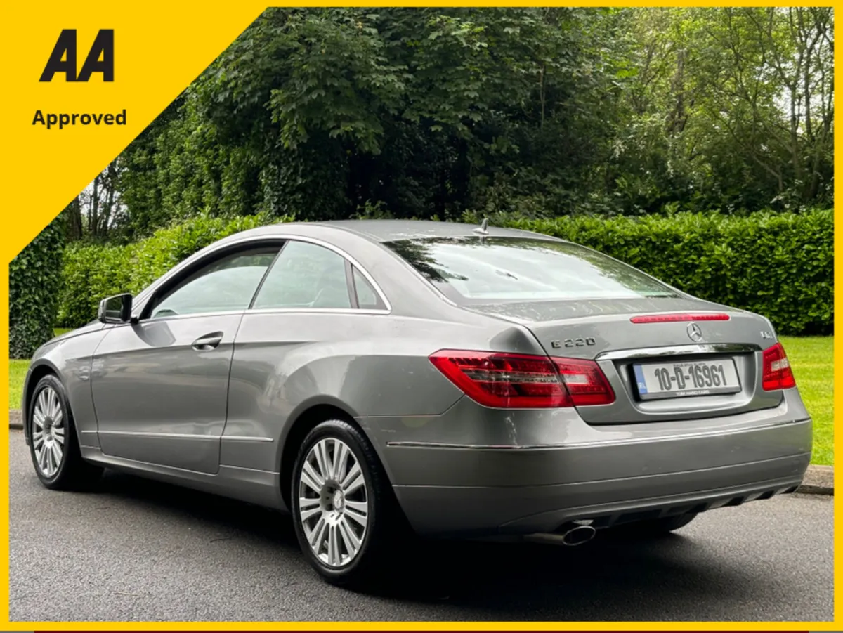 Mercedes-Benz E220 2DR COUPE 2010 *LOW KLMS* - Image 4