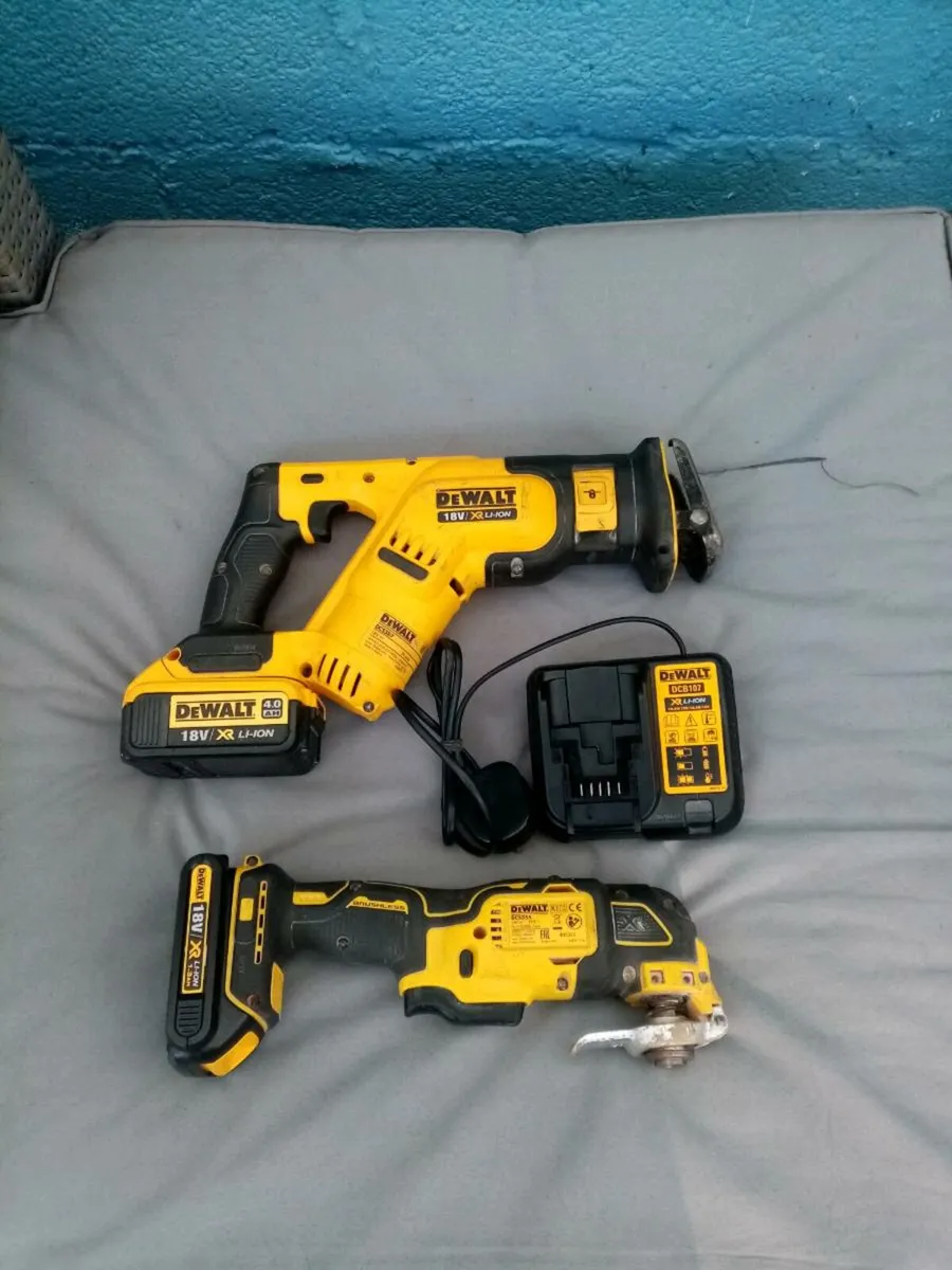 Dewalt Brushless Multi Tool and Recipricator Saw - Image 2