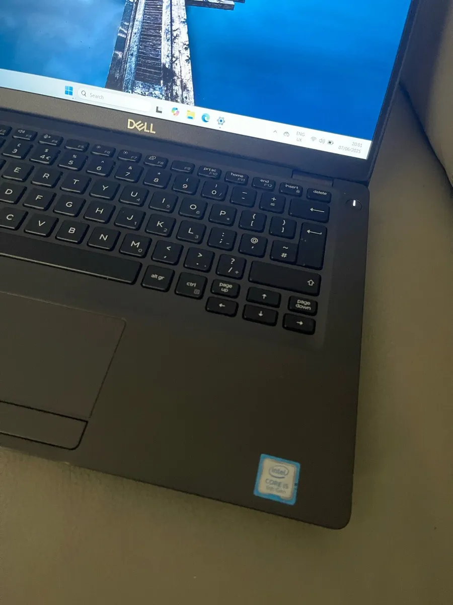Dell laptop i5 pro 32gb 512 ssd win 11 pro - Image 2