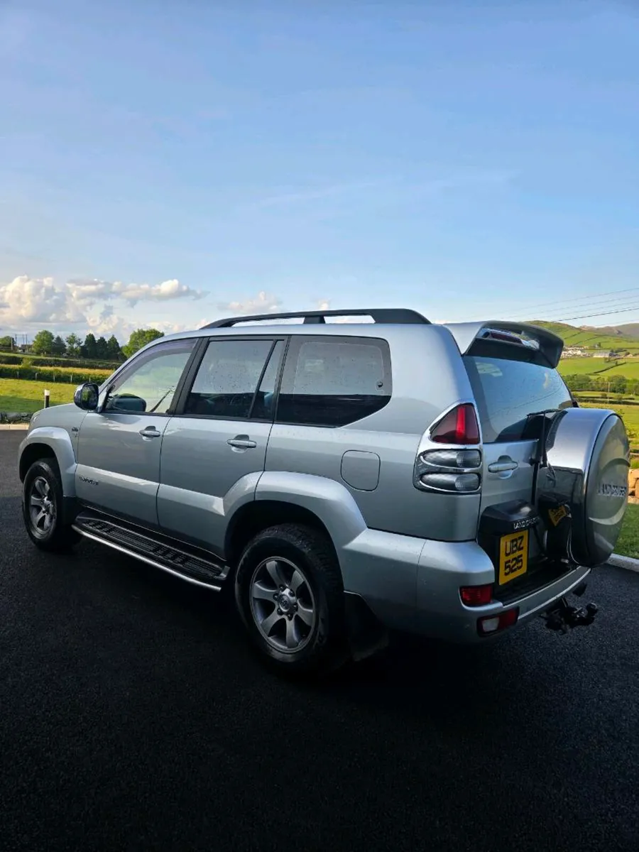 Toyota landcruiser - Image 4