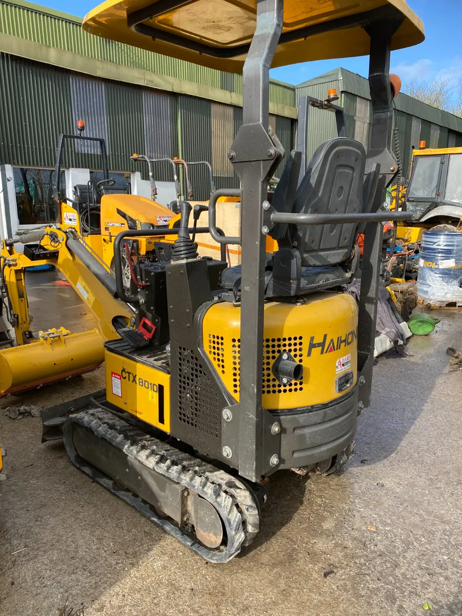 Adare Haihong CTX 8010 Mini excavator - Image 2