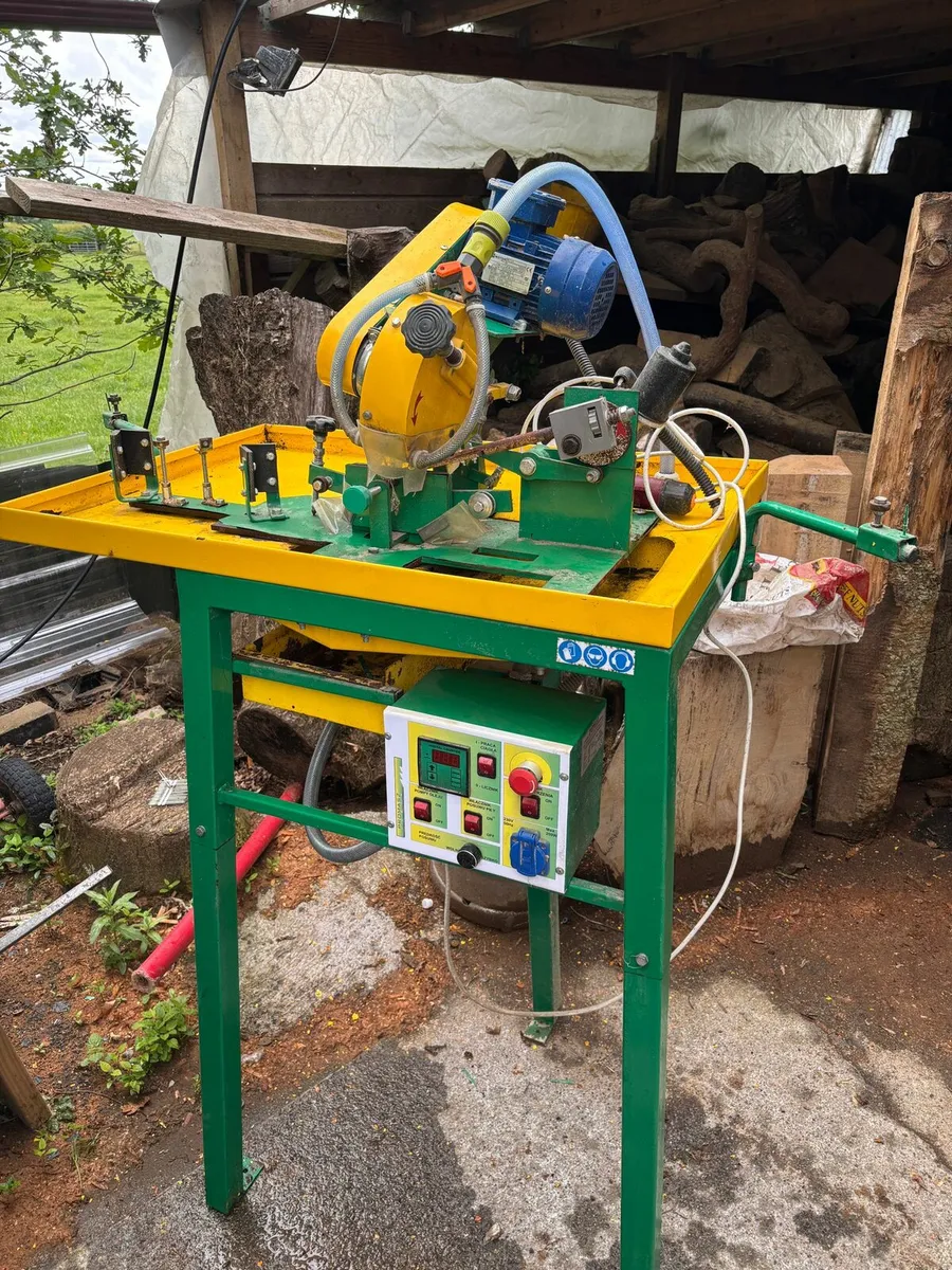 Bandsaw blade sharpener - Image 2