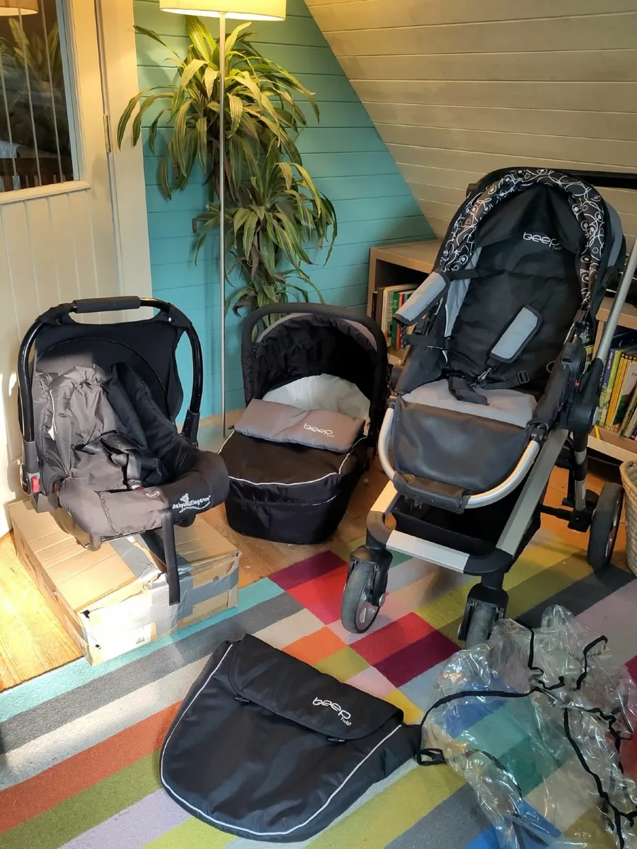 Baby Elegance travel system - Image 2