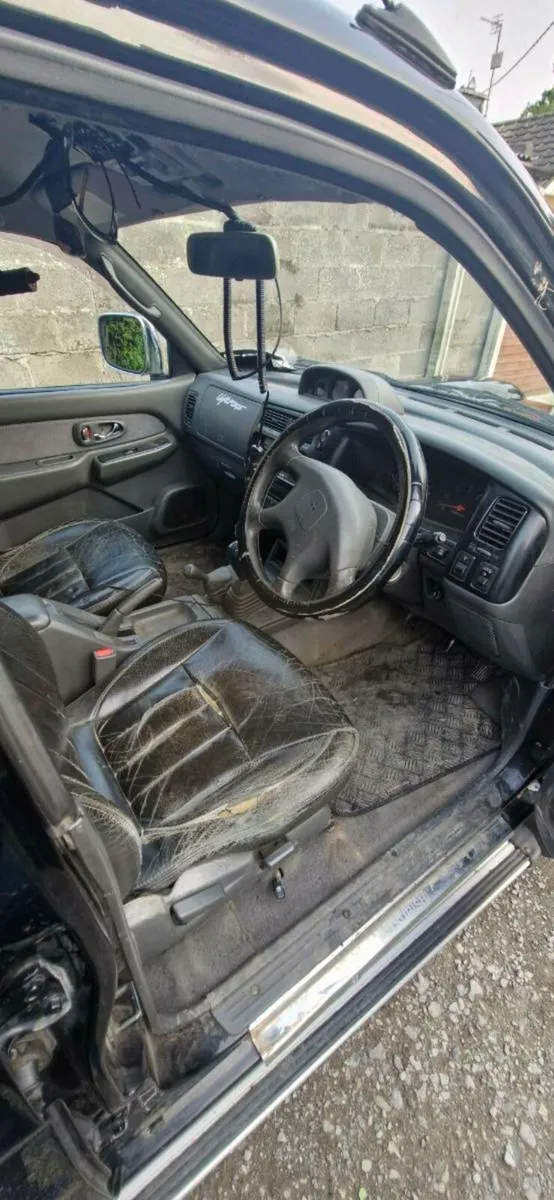 L200 - Image 4