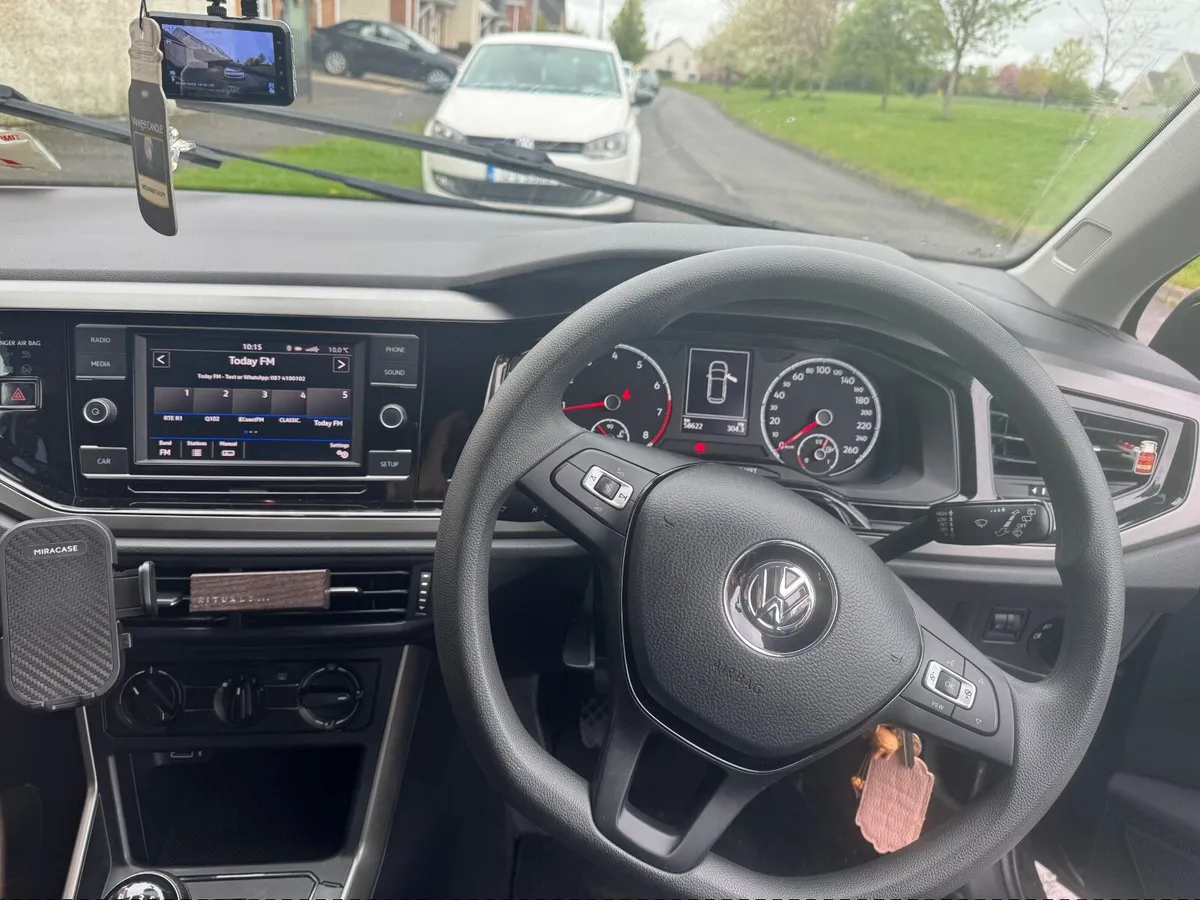 Volkswagen Polo 2019 - Image 3