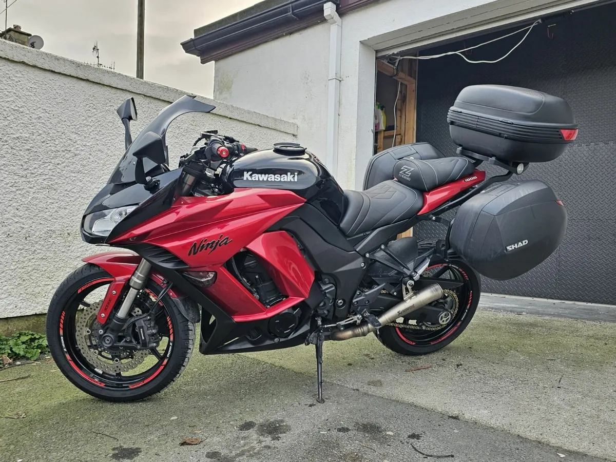 152 Kawasaki Z 1000 SX - Image 1