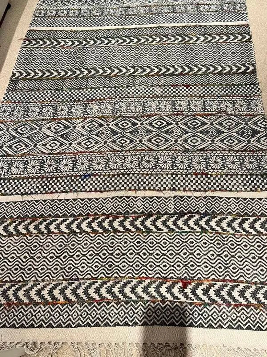Rug for Sale - Image 1