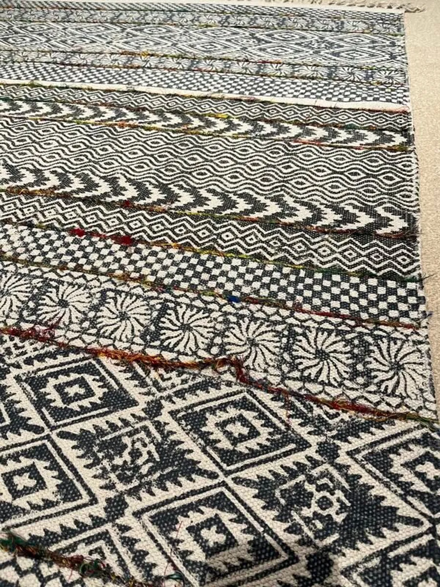 Rug for Sale - Image 3