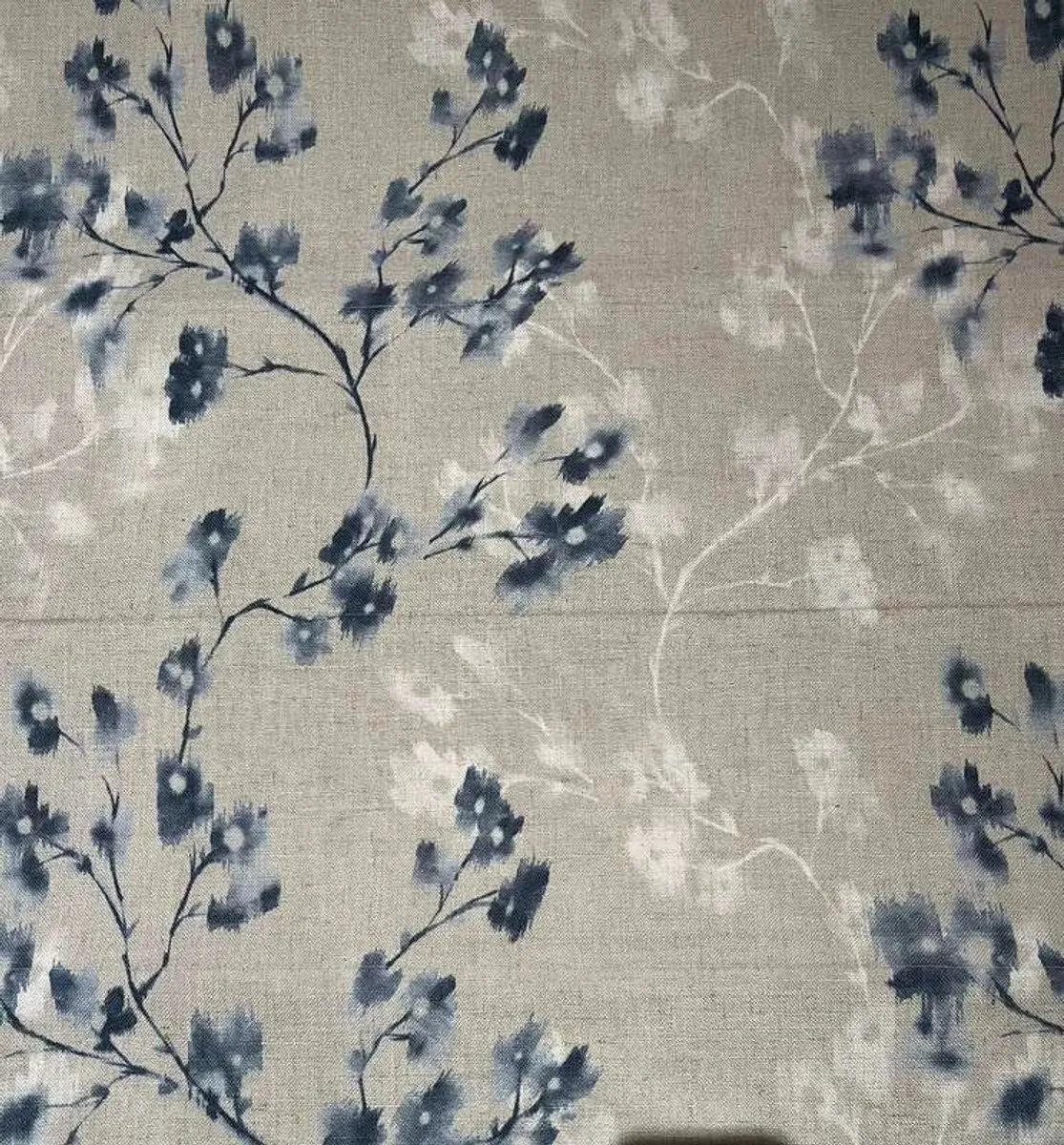 Roman Blind - Image 1