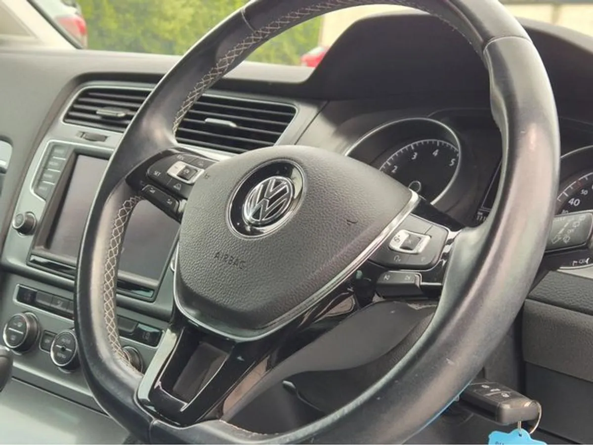Volkswagen Golf 1.2 Lounge Auto - Image 3