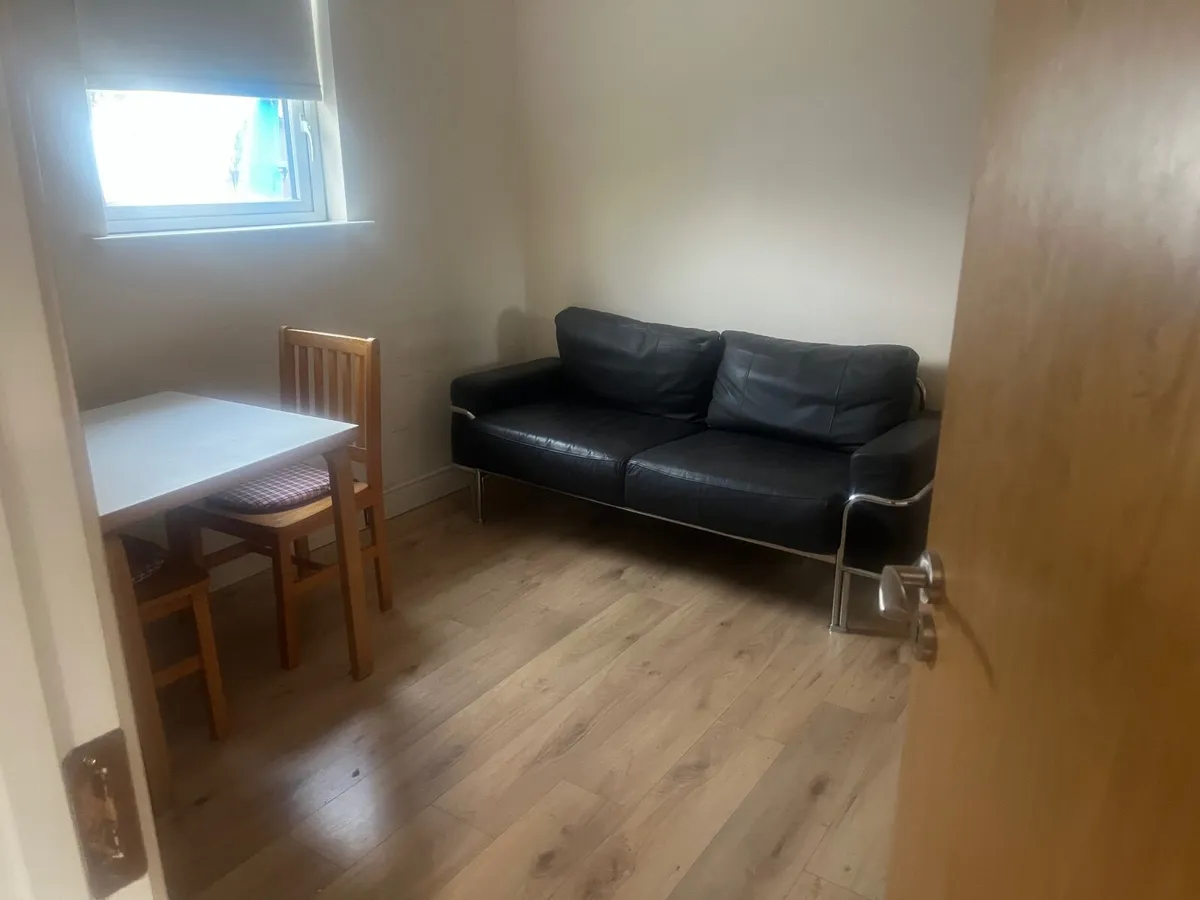 Fully fitted office and large separate storage - Image 2
