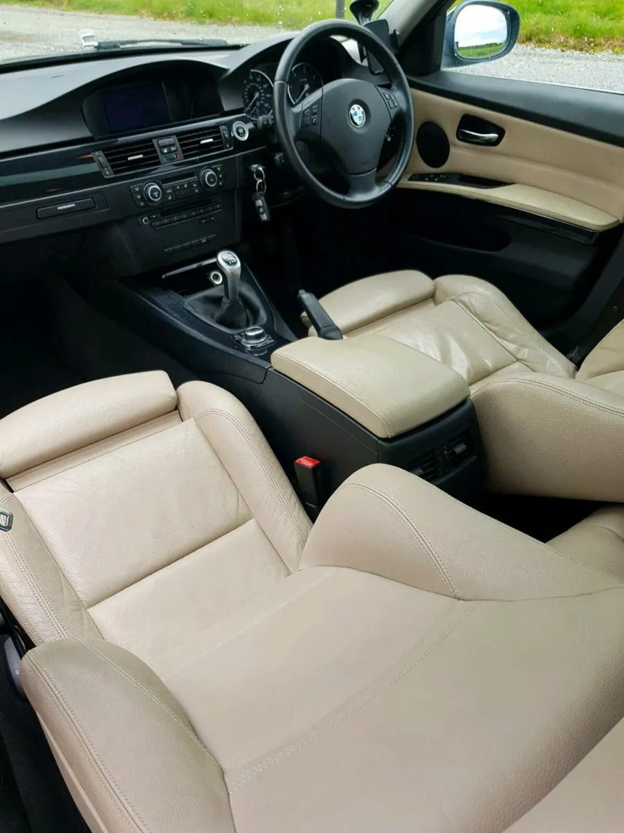 Amazing cond Serv hist Fresh NCT Cream lthr 320D - Image 2