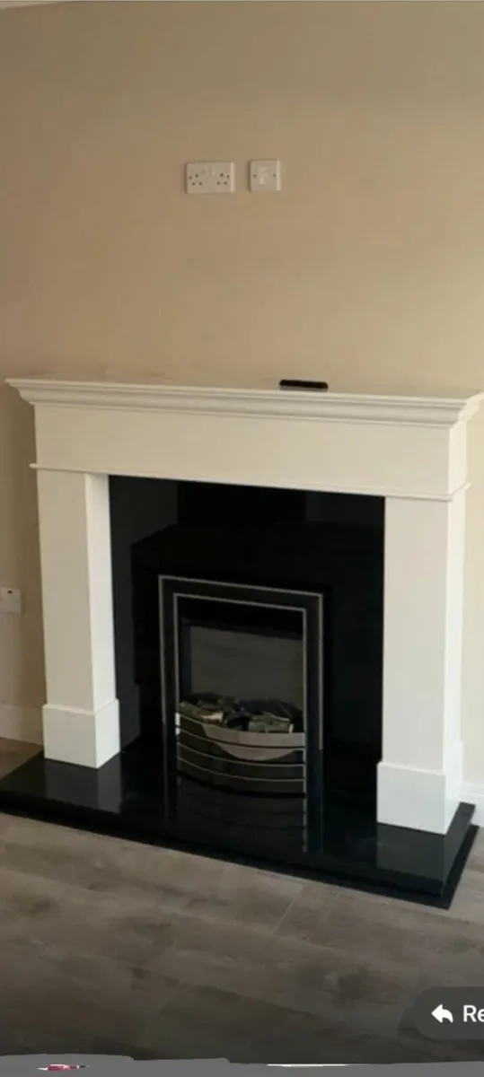 Fire place and fire