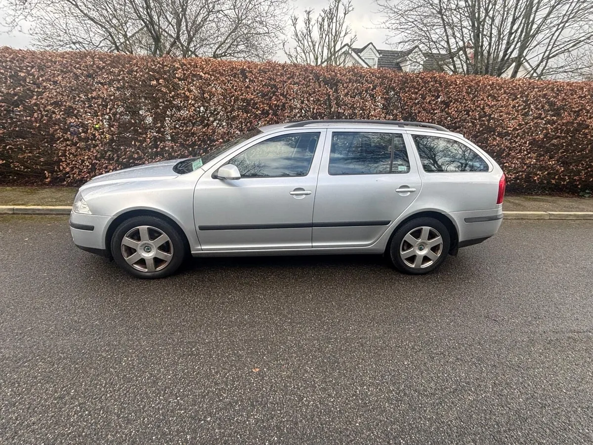 2008 Skoda Octavia Estate, High Spec, NCT & Tax - Image 4