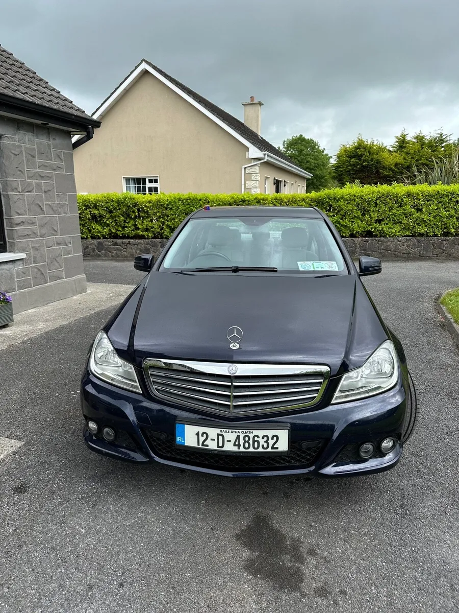 Mercedes-Benz C-Class 2012 - Image 4