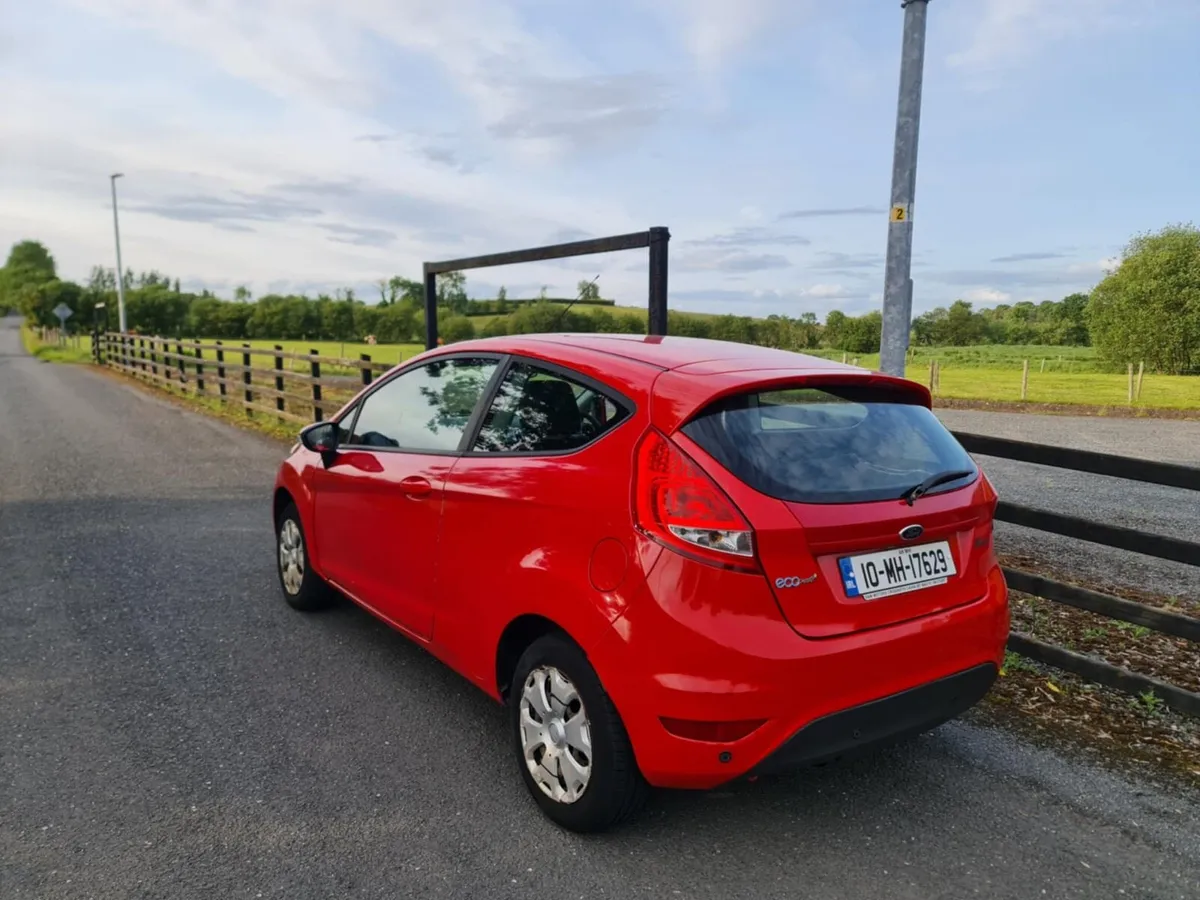 2010 Ford fiesta 1.6diesel €2100 - Image 2