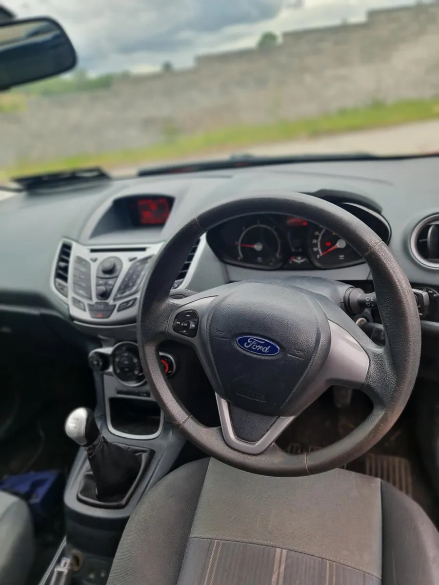 2010 Ford fiesta 1.6diesel €2100 - Image 3
