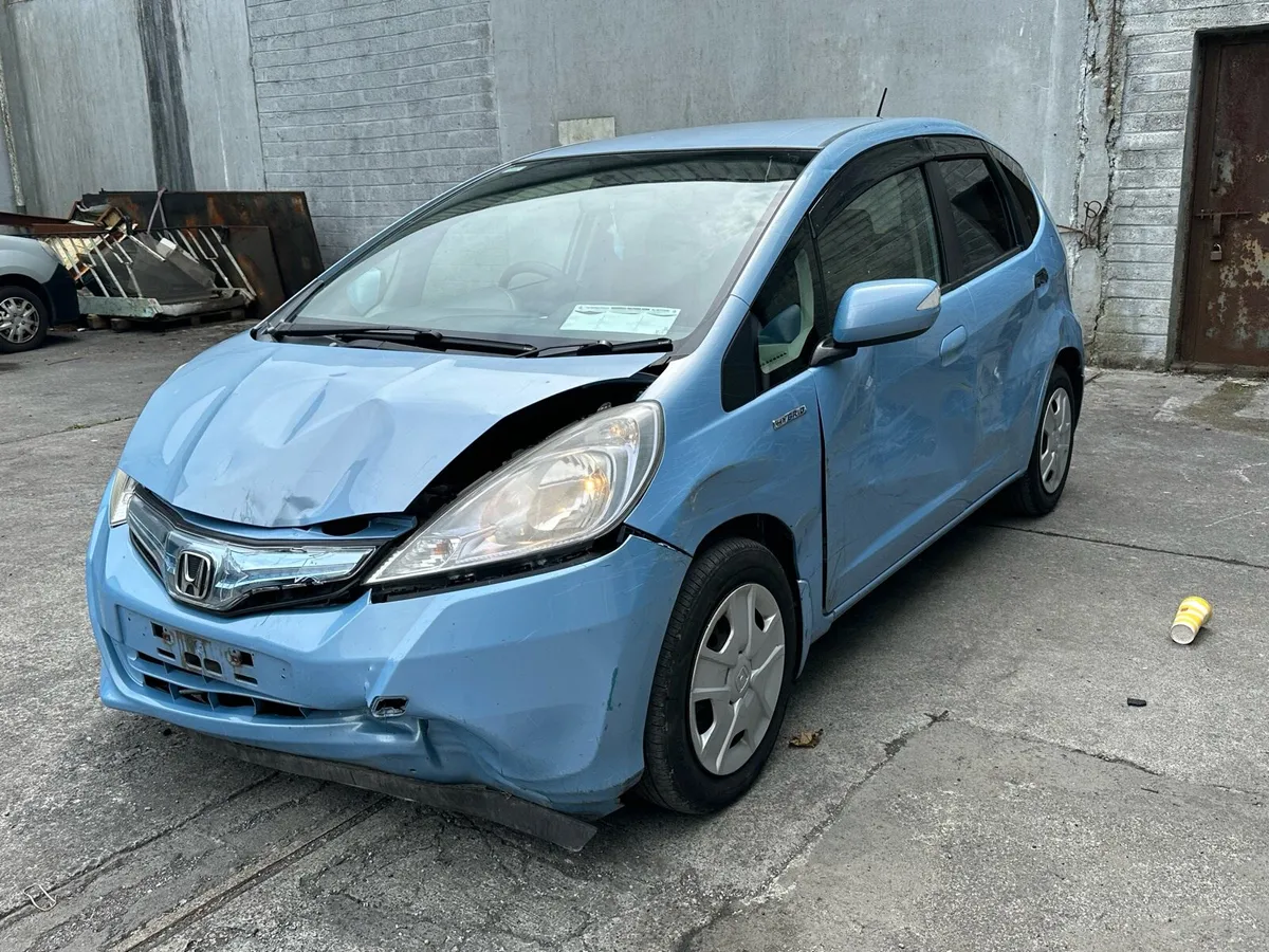 2012 Honda Fit 1.4p hybrid AUTO - Image 2