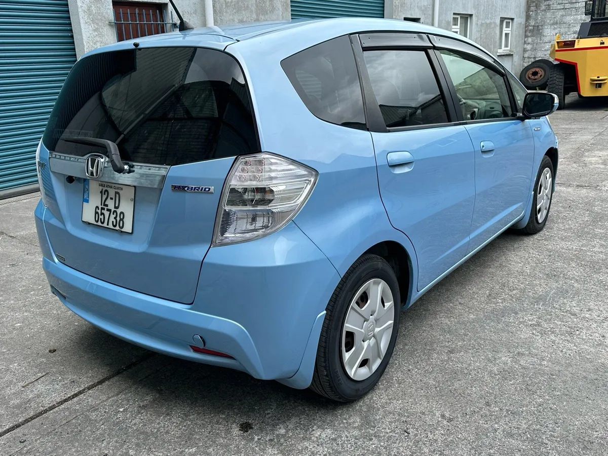2012 Honda Fit 1.4p hybrid AUTO - Image 4