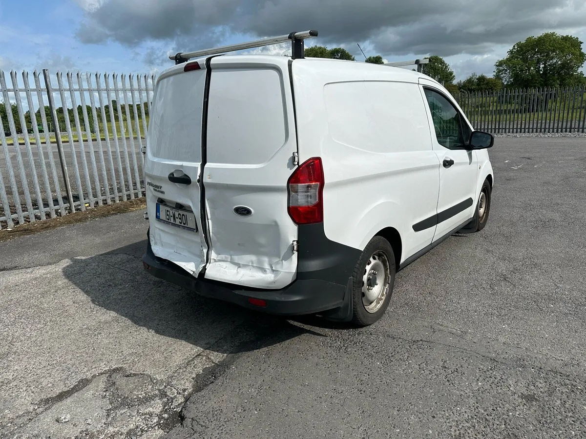 Ford Transit Courier DRIVE HOME - Image 4