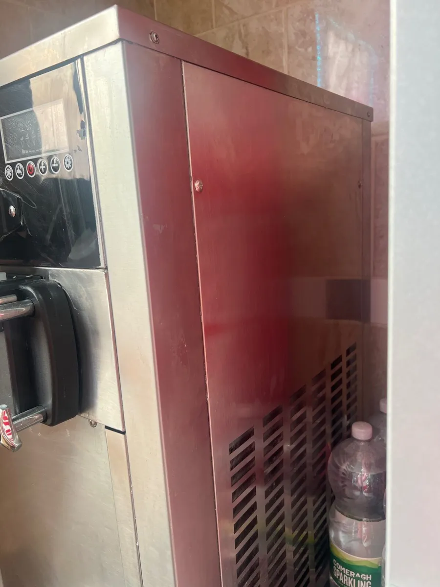 Ice cream machine - Image 2