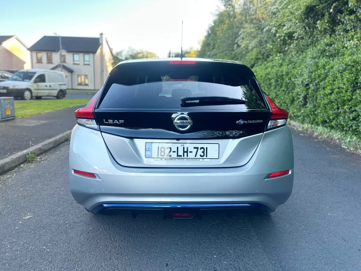 Nissan Leaf 2018 - Image 2