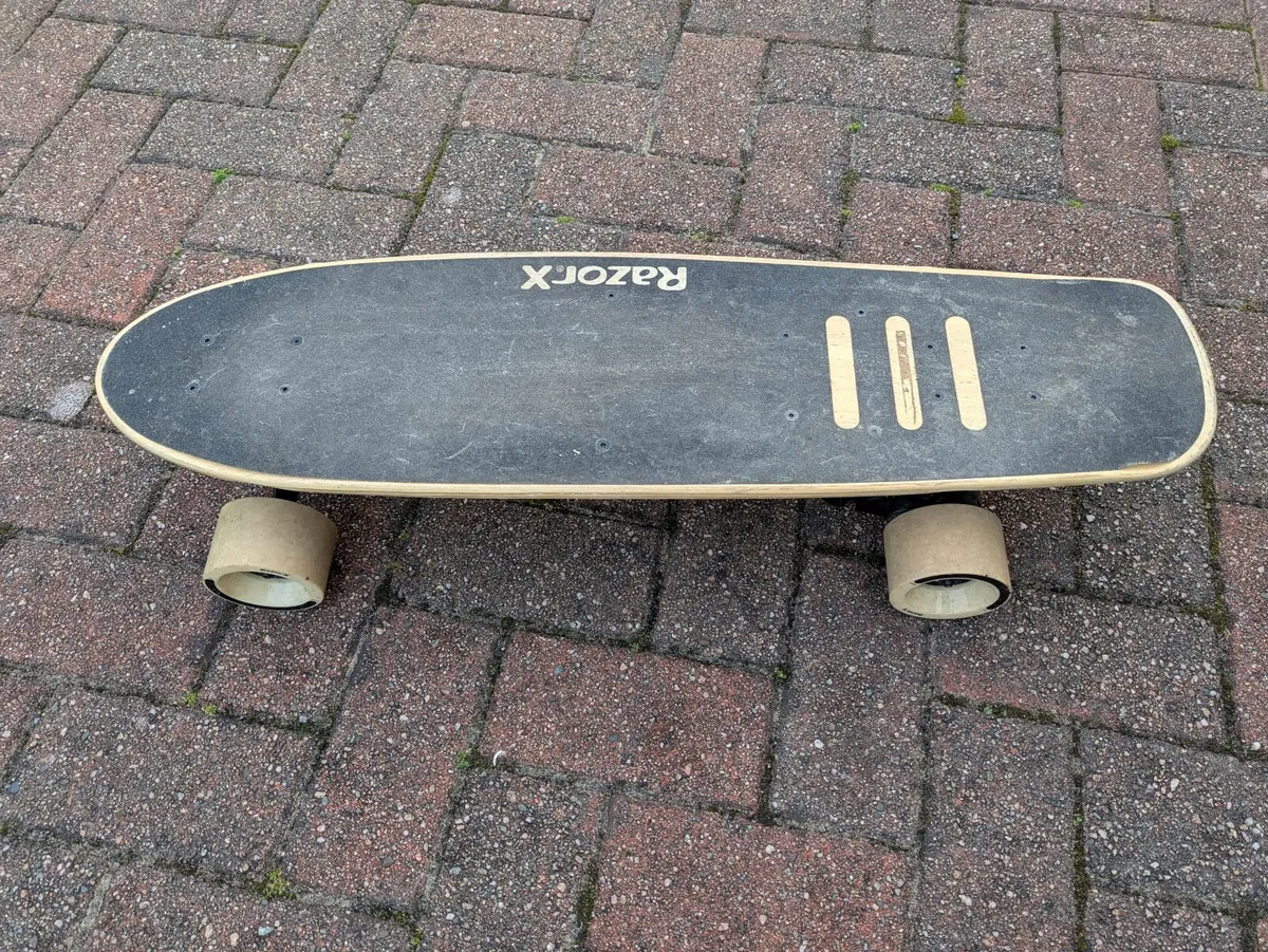 Razor Electric Skate Board - Image 1