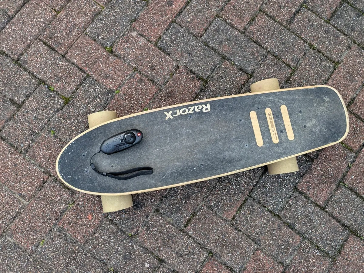 Razor Electric Skate Board - Image 3