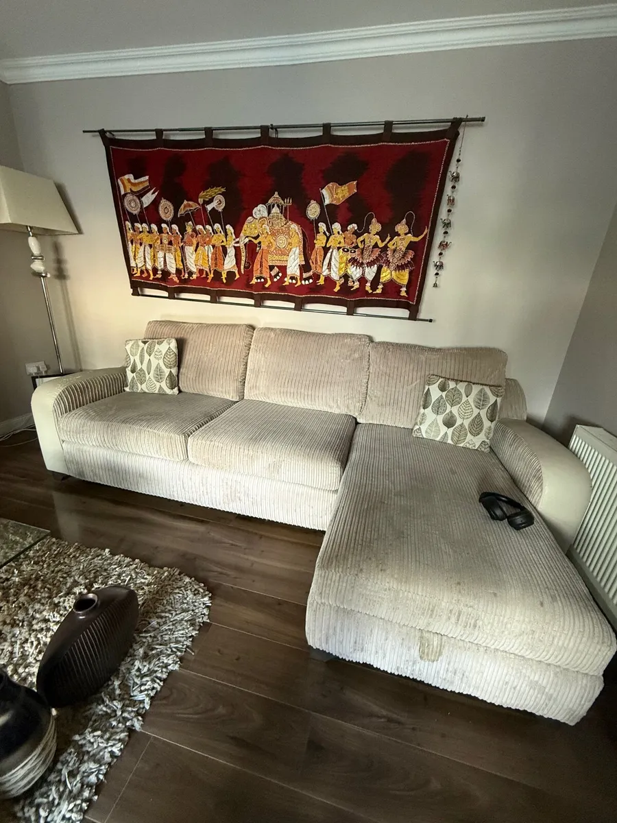 2 sofas - Image 1