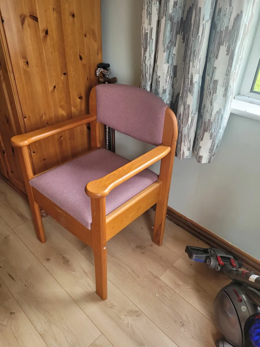 Commode - Image 2