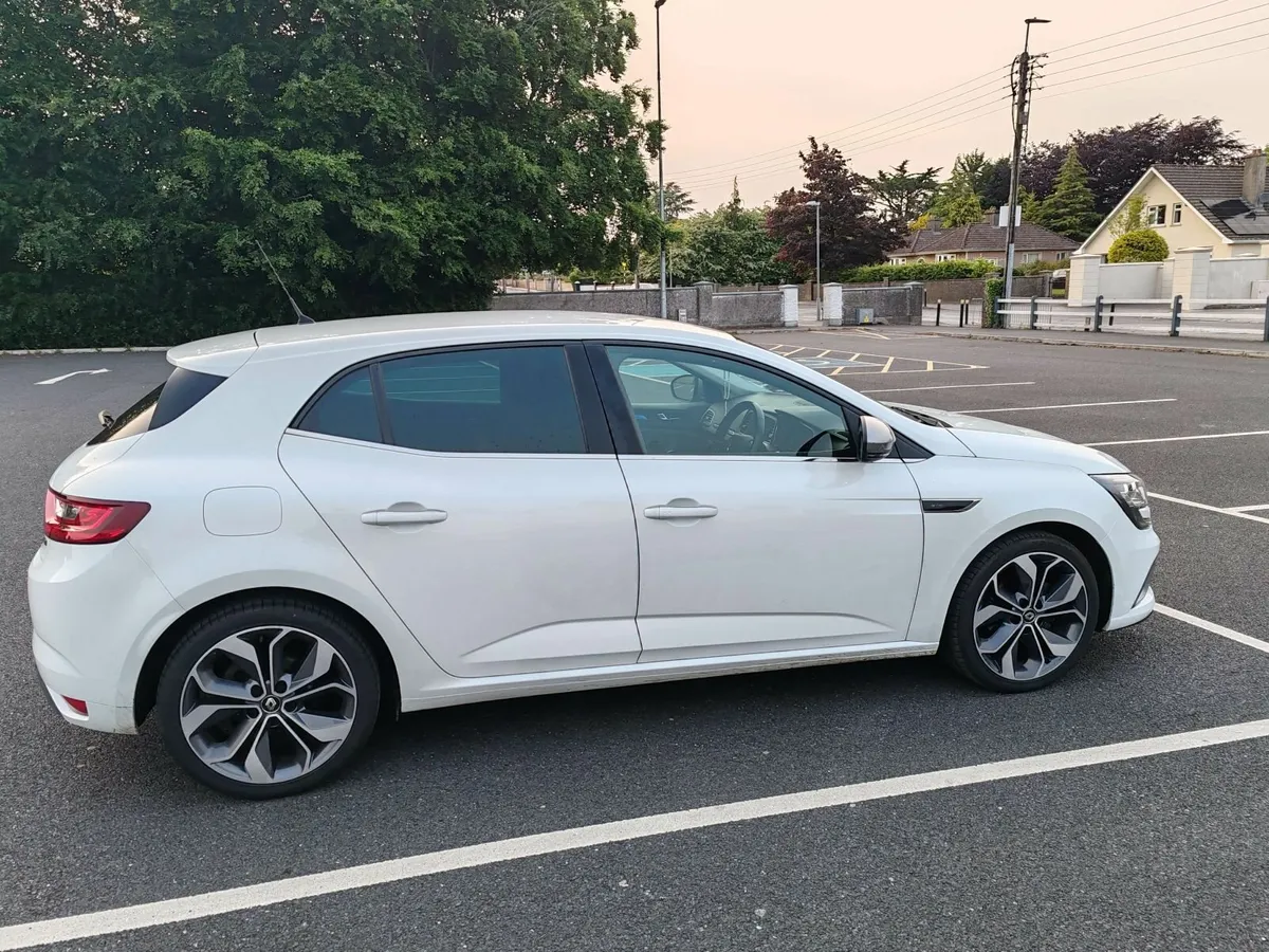 Renault Megane 2019 - Image 4