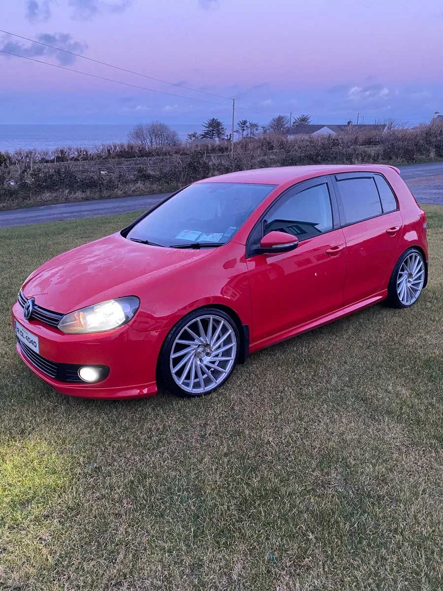 Volkswagen Golf - Image 1