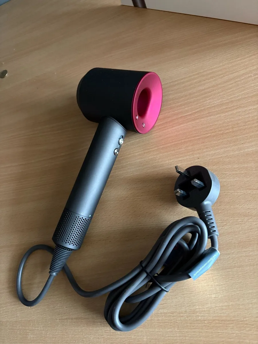 Dyson Supersonic (Iron/Fuchsia) + Warranty - Image 4